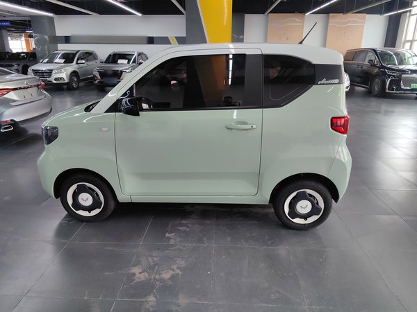 Wuling Hongguang MINIEV 2021, 13200 км, за 5173 USD - фото 8