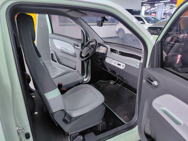 Wuling Hongguang MINIEV 2021, 13200 км, за 5173 USD - фото 18