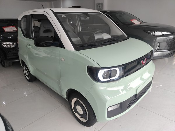 Wuling Hongguang MINIEV 2021, 14100 км, за 9999999 USD