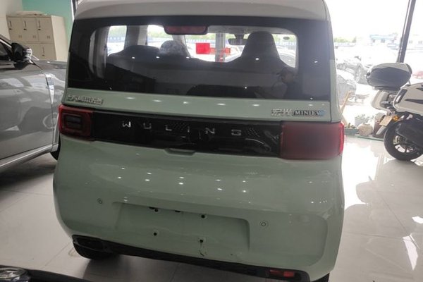 Wuling Hongguang MINIEV 2021, 14100 км, за 9999999 USD