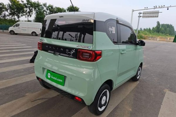 Wuling Hongguang MINIEV 2021, 15200 км, за 4237 USD - фото 6