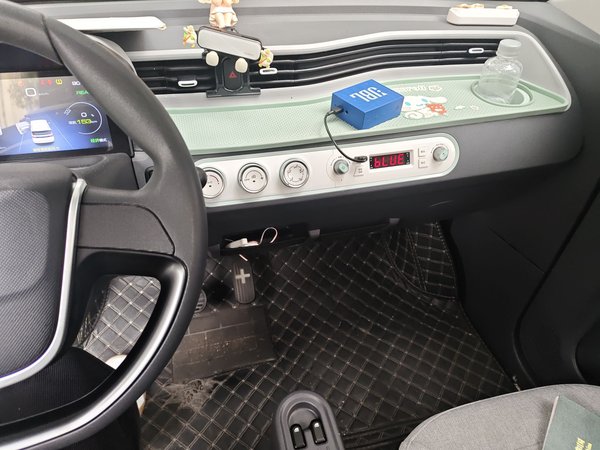 Wuling Hongguang MINIEV 2021, 21400 км, за 3614 USD - фото 14