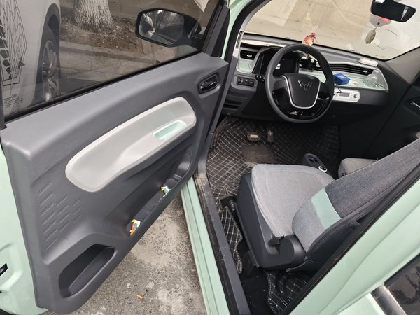 Wuling Hongguang MINIEV 2021, 21400 км, за 3614 USD - фото 17