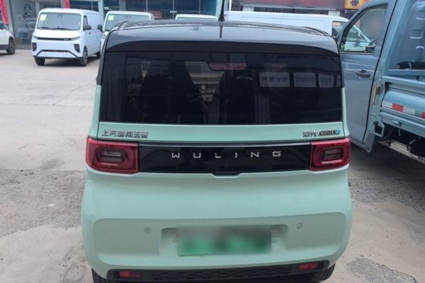 Wuling Hongguang MINIEV 2021, 24800 км, за 4142 USD