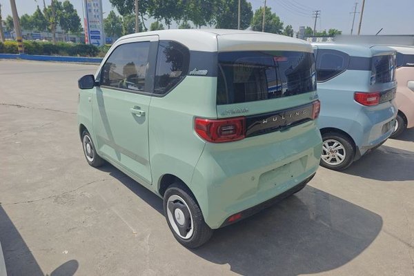 Wuling Hongguang MINIEV 2021, 36200 км, за 3914 USD - фото 8