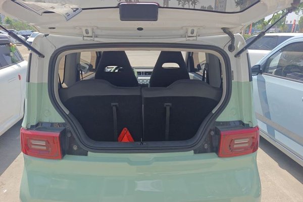 Wuling Hongguang MINIEV 2021, 36200 км, за 3914 USD - фото 19