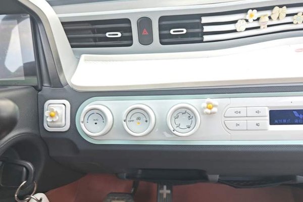Wuling Hongguang MINIEV 2021, за 4848 USD - фото 16