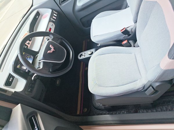 Wuling Hongguang MINIEV 2021, 24600 км, за 4232 USD - фото 16