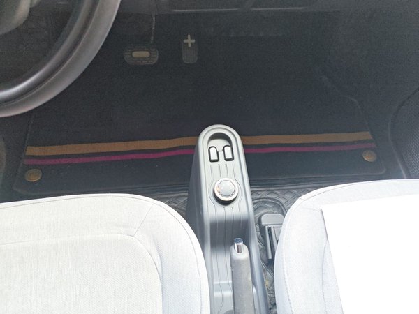 Wuling Hongguang MINIEV 2021, 24600 км, за 4232 USD - фото 15