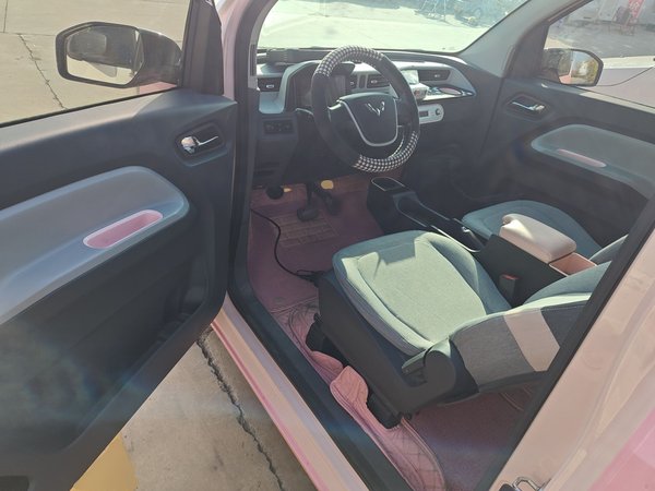 Wuling Hongguang MINIEV 2021, 25299 км, за 4351 USD - фото 15