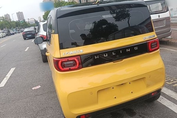 Wuling Hongguang MINIEV 2021, 16000 км, за 4798 USD - фото 13