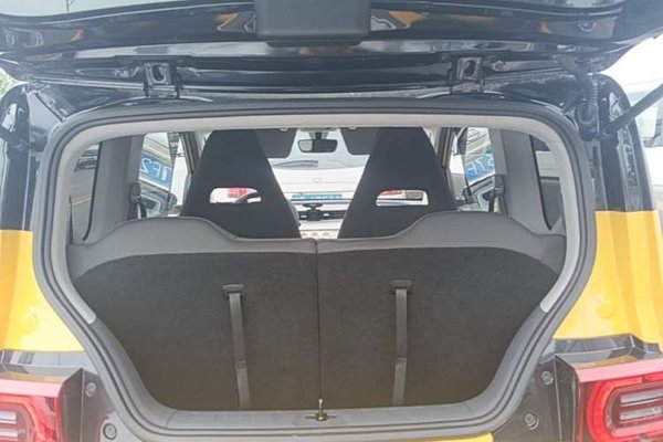Wuling Hongguang MINIEV 2021, 16000 км, за 4798 USD - фото 27