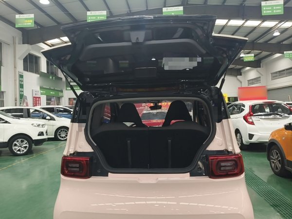 Wuling Hongguang MINIEV 2022, 13600 км, за 4715 USD - фото 15