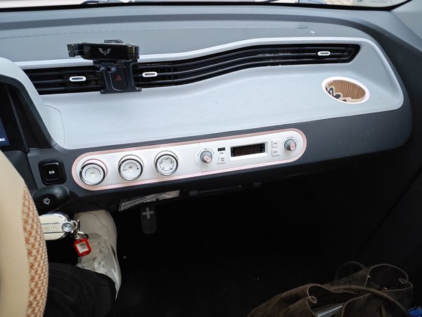 Wuling Hongguang MINIEV 2022, 22500 км, за 3567 USD - фото 13