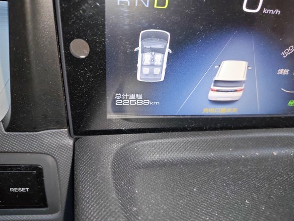 Wuling Hongguang MINIEV 2022, 22500 км, за 3567 USD - фото 15