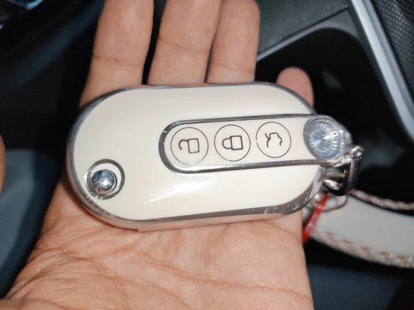 Wuling Hongguang MINIEV 2022, 22500 км, за 3567 USD - фото 19