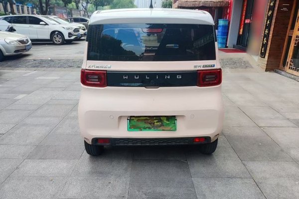 Wuling Hongguang MINIEV 2022, 44700 км, за 4621 USD