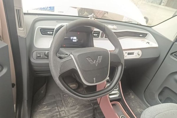 Wuling Hongguang MINIEV 2022, 44700 км, за 4621 USD - фото 14