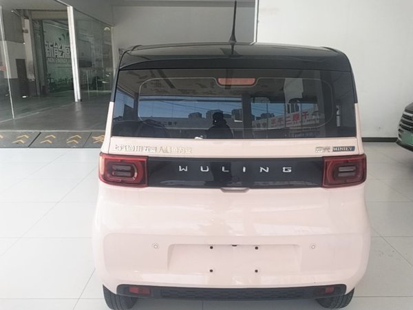 Wuling Hongguang MINIEV 2022, 47100 км, за 5463 USD - фото 19