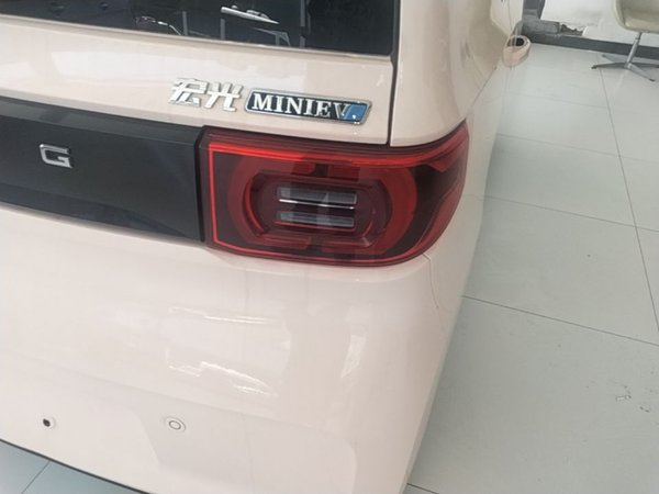 Wuling Hongguang MINIEV 2022, 47100 км, за 5463 USD - фото 21