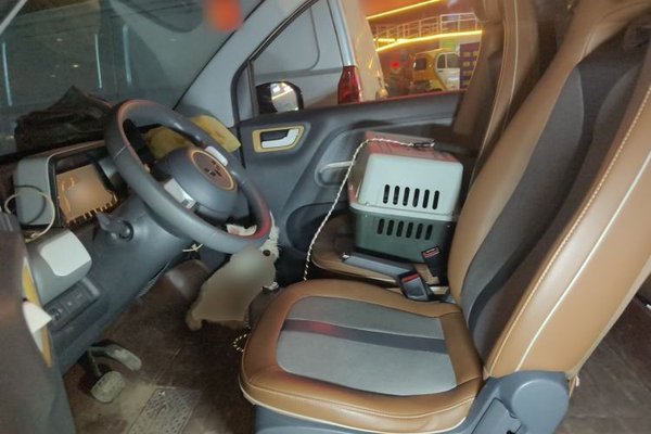 Wuling Hongguang MINIEV 2022, 53900 км, за 4873 USD - фото 16