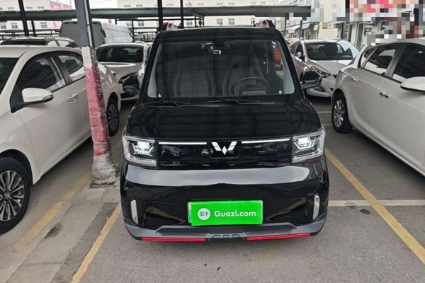 Wuling Hongguang MINIEV 2022, 28600 км, за 5775 USD