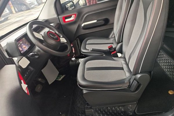 Wuling Hongguang MINIEV 2022, 28600 км, за 5775 USD - фото 17
