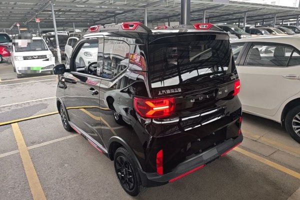 Wuling Hongguang MINIEV 2022, 28600 км, за 5775 USD