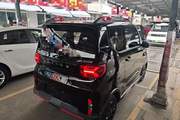 Wuling Hongguang MINIEV 2022, 28600 км, за 5775 USD - фото 6