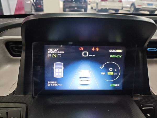 Wuling Hongguang MINIEV 2022, 21400 км, за 4348 USD - фото 12