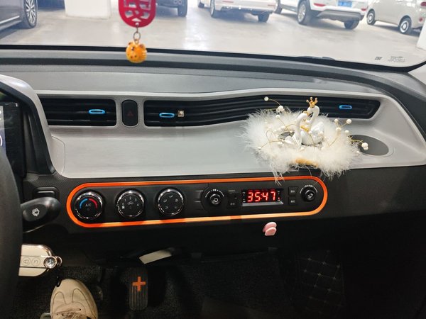 Wuling Hongguang MINIEV 2022, 21400 км, за 4348 USD - фото 13