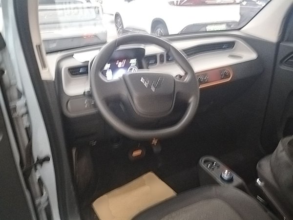 Wuling Hongguang MINIEV 2022, 32700 км, за 4288 USD - фото 13