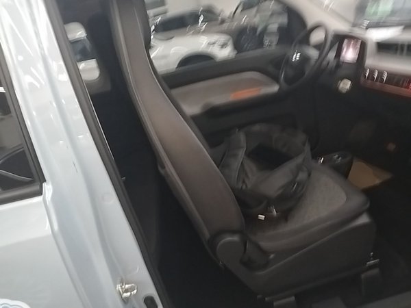 Wuling Hongguang MINIEV 2022, 32700 км, за 4288 USD - фото 23