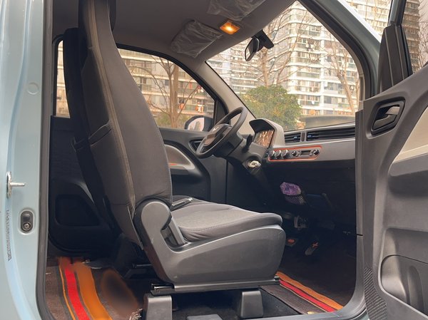 Wuling Hongguang MINIEV 2022, 34200 км, за 4126 USD - фото 21