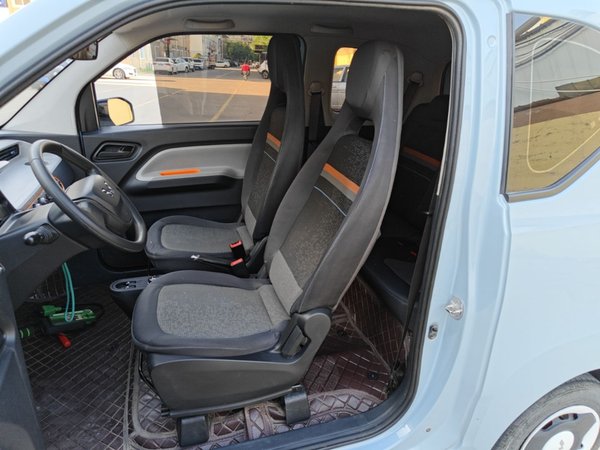 Wuling Hongguang MINIEV 2022, 67400 км, за 4006 USD - фото 18