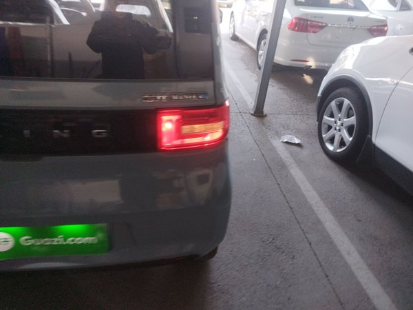 Wuling Hongguang MINIEV 2022, 67600 км, за 4326 USD - фото 7