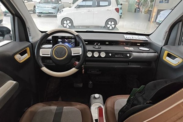 Wuling Hongguang MINIEV 2022, 42200 км, за 6098 USD - фото 12