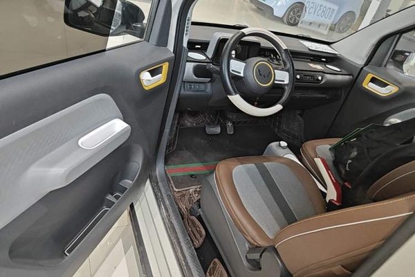 Wuling Hongguang MINIEV 2022, 42200 км, за 6098 USD - фото 18