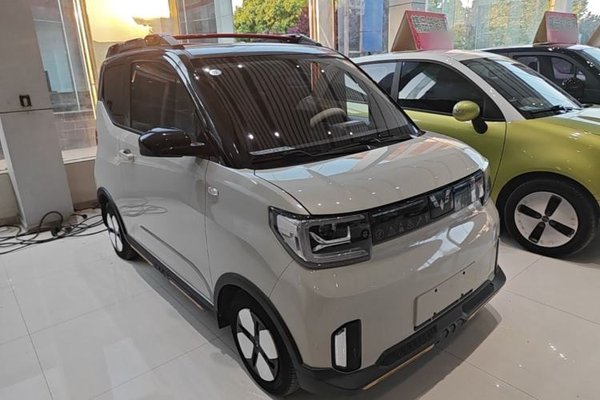 Wuling Hongguang MINIEV 2022, 42200 км, за 6098 USD - фото 7