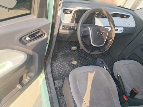 Wuling Hongguang MINIEV 2022, 26700 км, за 4750 USD - фото 21