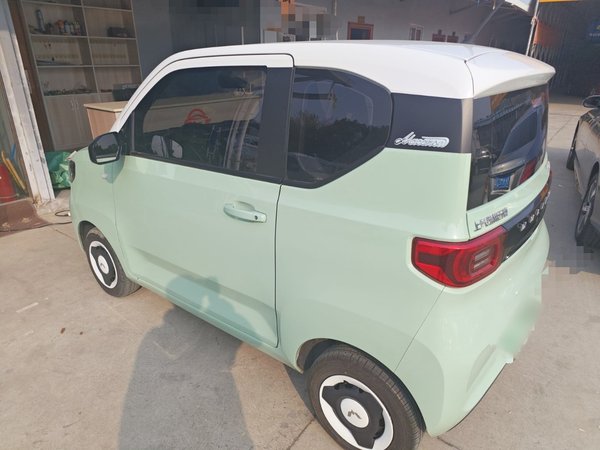 Wuling Hongguang MINIEV 2022, 26700 км, за 4750 USD