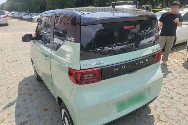 Wuling Hongguang MINIEV 2022, 36700 км, за 4267 USD