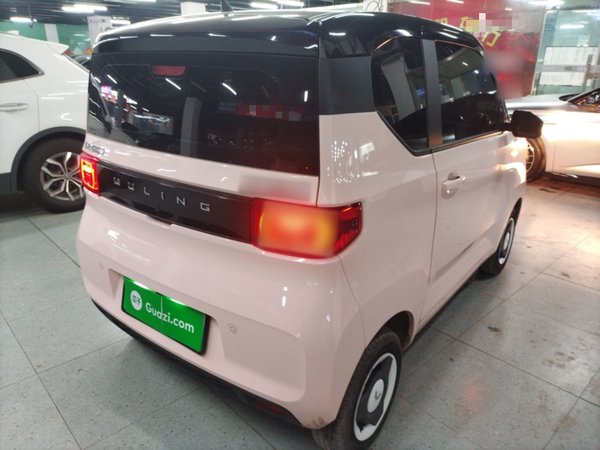 Wuling Hongguang MINIEV 2022, 18900 км, за 4496 USD - фото 6