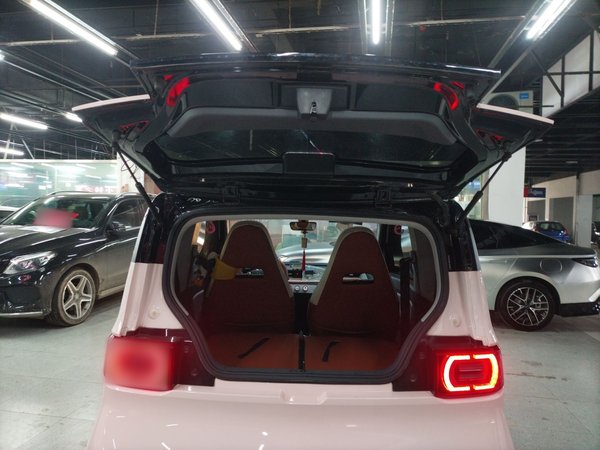 Wuling Hongguang MINIEV 2022, 18900 км, за 4496 USD - фото 22