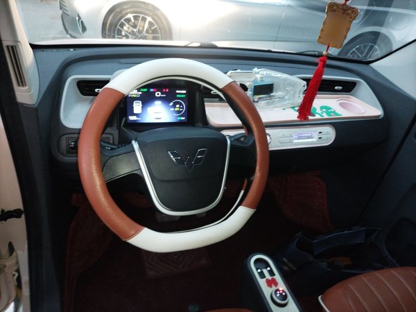 Wuling Hongguang MINIEV 2022, 18900 км, за 4496 USD - фото 13