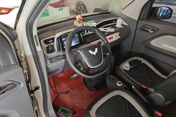 Wuling Hongguang MINIEV 2022, 22700 км, за 5252 USD - фото 12
