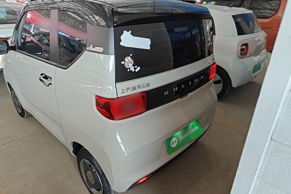 Wuling Hongguang MINIEV 2022, 22700 км, за 5252 USD