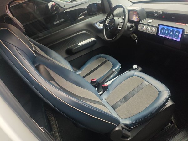 Wuling Hongguang MINIEV 2022, 42800 км, за 4986 USD - фото 23