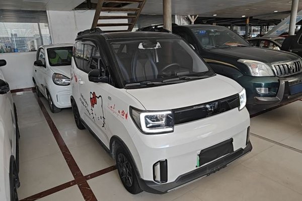 Wuling Hongguang MINIEV 2022, 56400 км, за 5789 USD