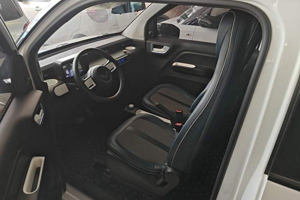 Wuling Hongguang MINIEV 2022, 56400 км, за 5789 USD - фото 22